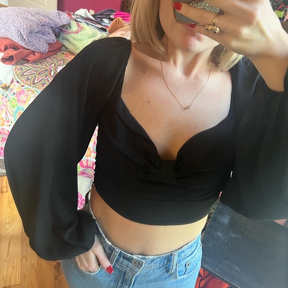 Black Long Sleeve Top | Cropped Long Sleeve Black Top - Picture 4 of 14